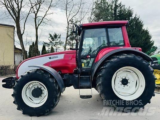 Valtra T160 Traktorit