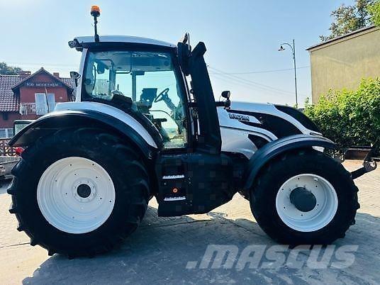 Valtra T174 VERSU Traktorit
