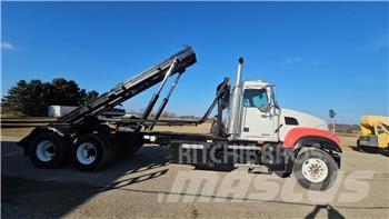 Mack CV713 Muut kuorma-autot