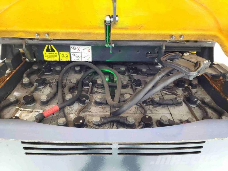 Aisle-Master 20WHE Kapeakäytävätrukit