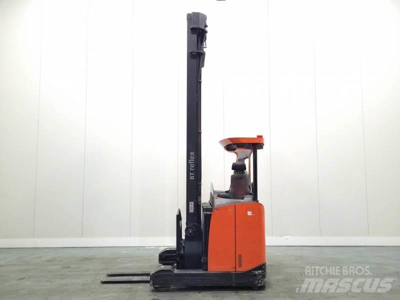 BT RRE160E Työntömastotrukit