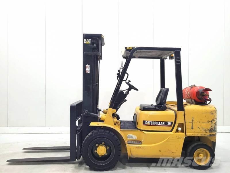 CAT GP30K Nestekaasutrukit
