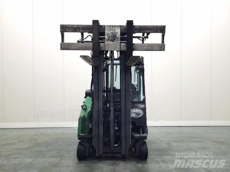 Combilift C3000 CB Nelitietrukit