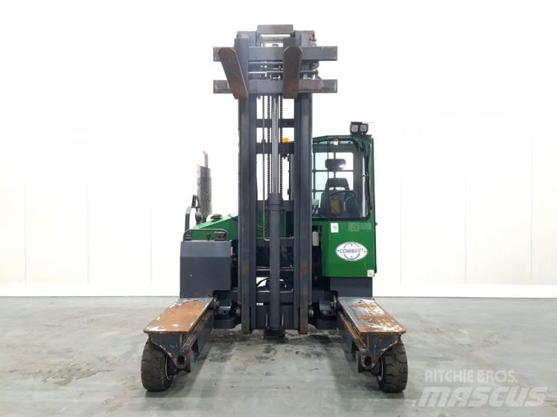 Combilift C4000 Nelitietrukit