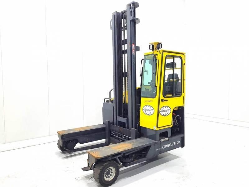 Combilift C4000 Nelitietrukit