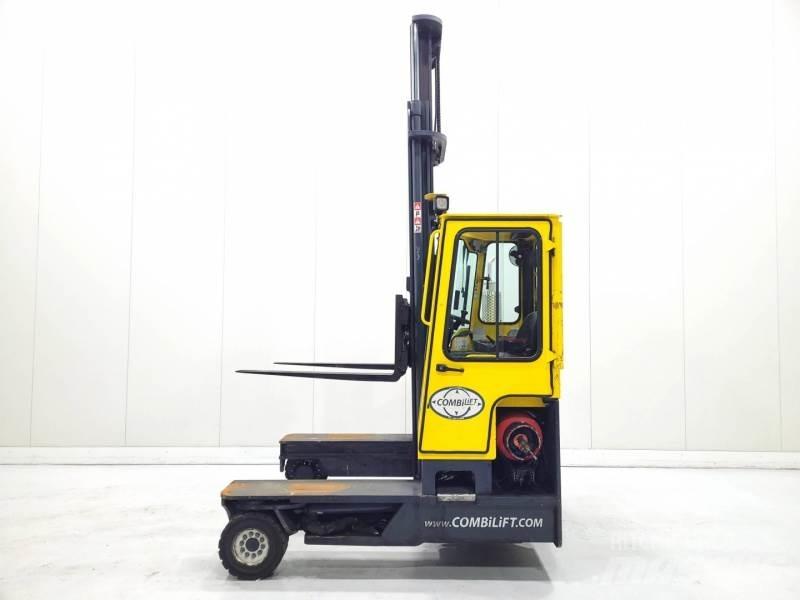 Combilift C4000 Nelitietrukit