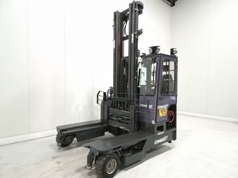 Combilift C4000 Nelitietrukit