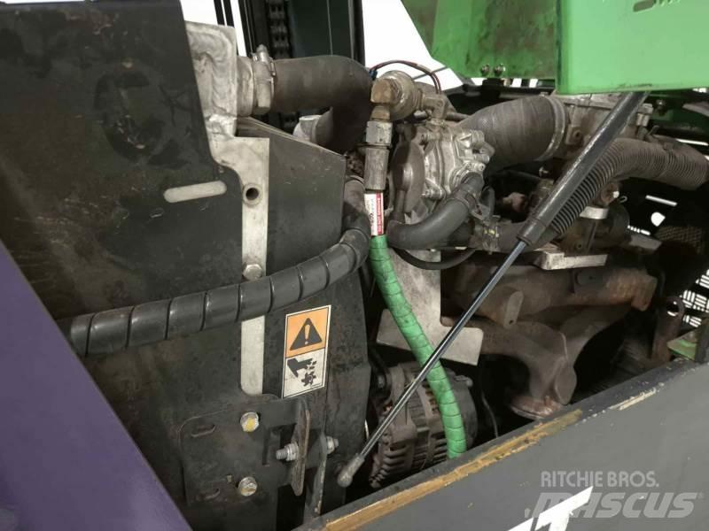 Combilift C4000 Nelitietrukit