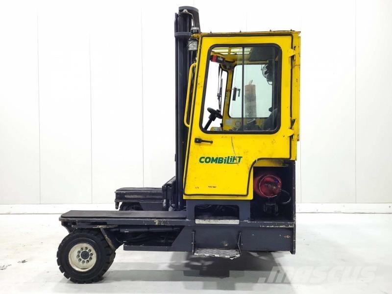 Combilift C5000XL Nelitietrukit