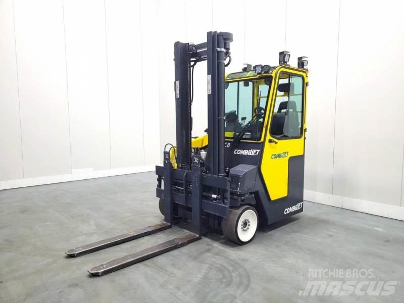 Combilift CB4000 Nelitietrukit