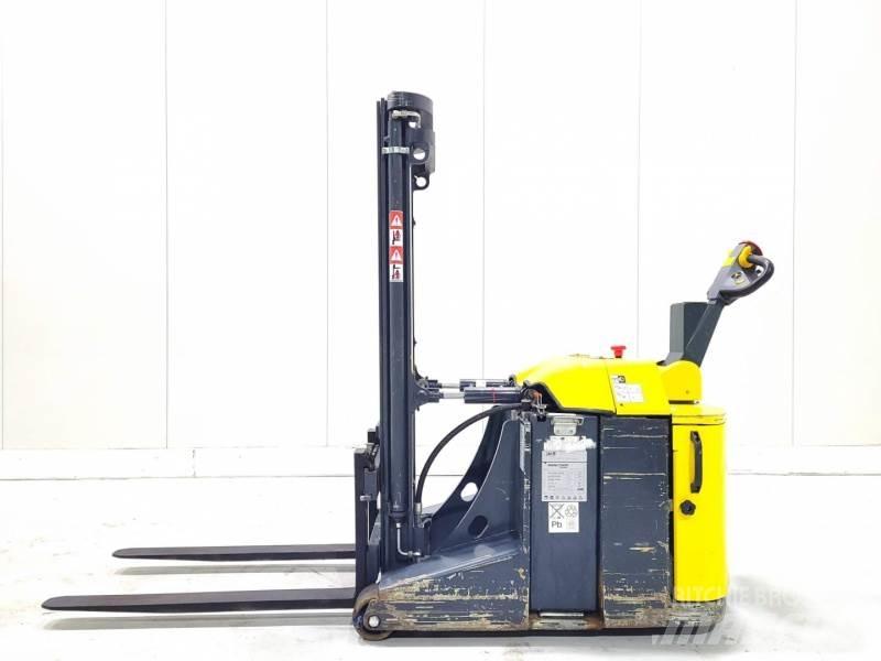 Combilift CS1500 Ajettavat pinoamisvaunut