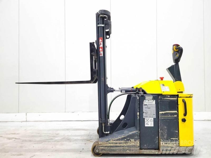 Combilift CS1500 Ajettavat pinoamisvaunut
