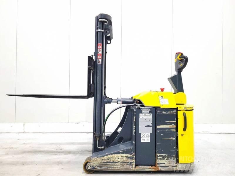 Combilift CS1500 Ajettavat pinoamisvaunut