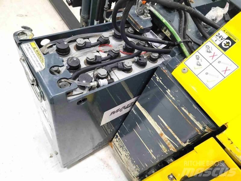 Combilift CS1500 Ajettavat pinoamisvaunut