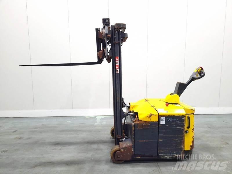 Combilift CS1500 Ajettavat pinoamisvaunut