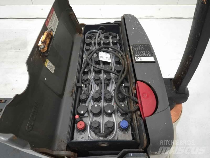 Crown WP 3020 Pumppukärryt