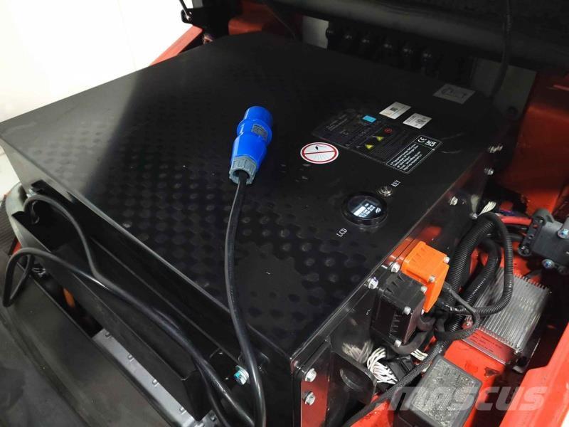 EP EFL203P FT 280 NC Sähkötrukit