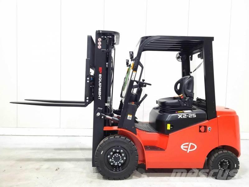 EP EFL252X2 HC 280 Sähkötrukit