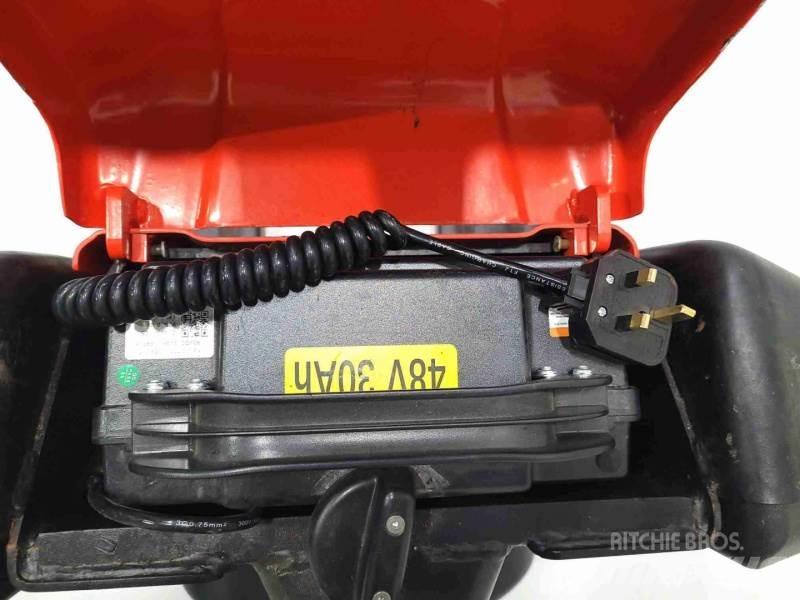 EP L185 Pumppukärryt