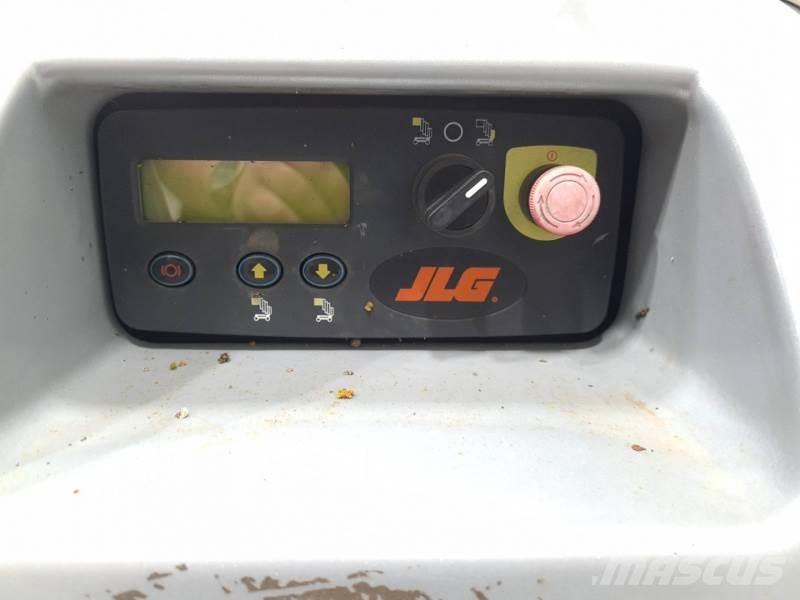 JLG 20MVL Saksilavat
