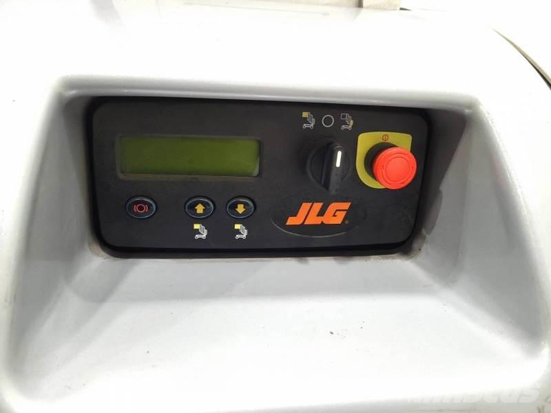 JLG 20MVL Saksilavat
