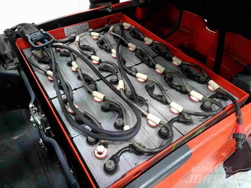 Linde E16-02 386 Muut haarukkatrukit