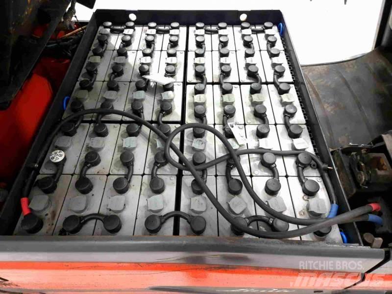 Linde E30L-01 Sähkötrukit