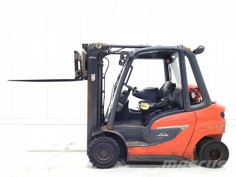 Linde H25T-01 Nestekaasutrukit