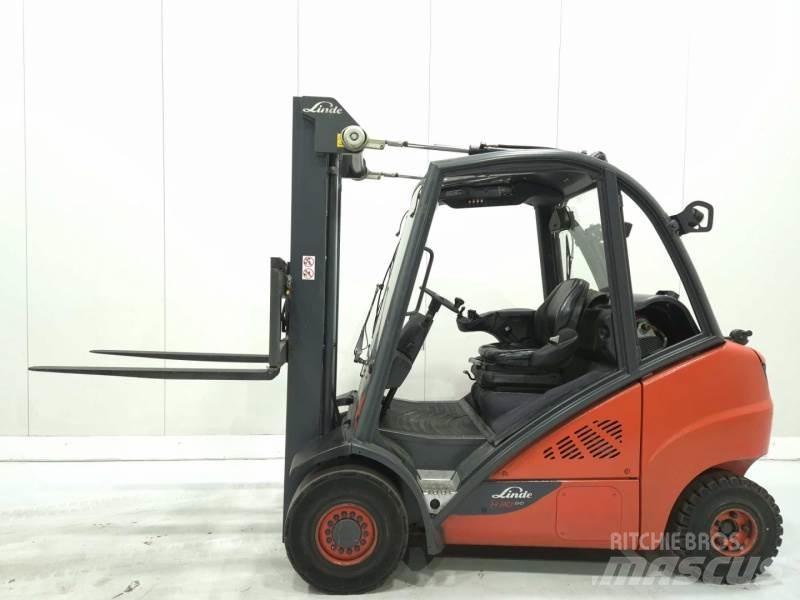Linde H30T Nestekaasutrukit