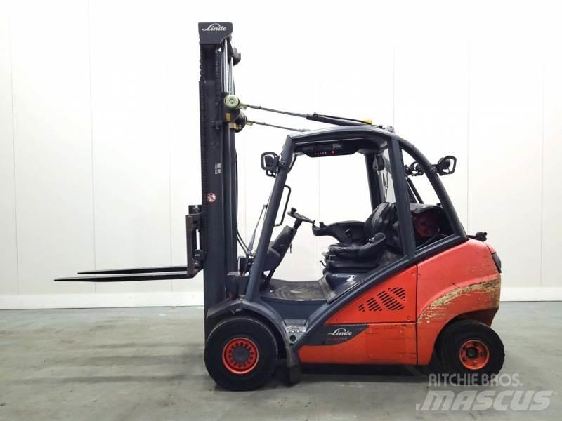 Linde H30T-02 393 Nestekaasutrukit