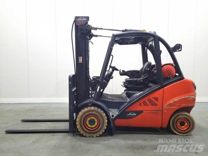 Linde H30T-02 393 Nestekaasutrukit