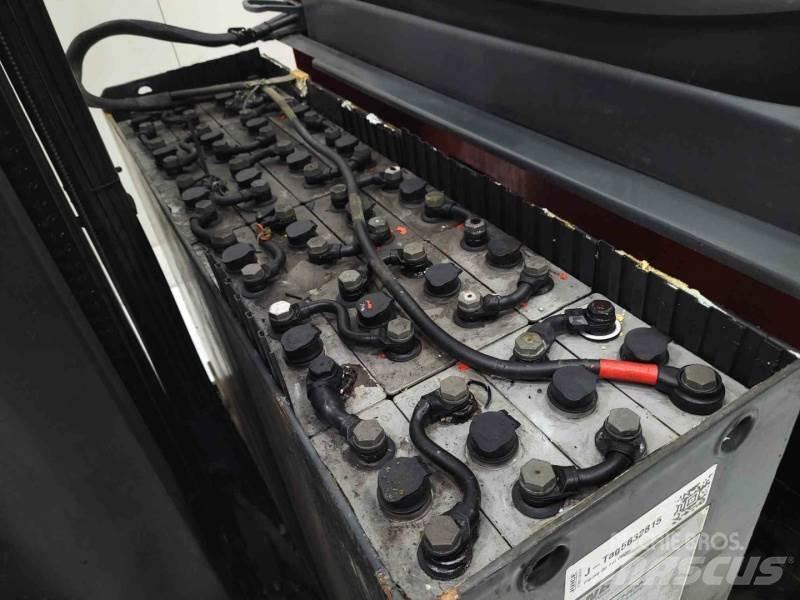 Linde R16HD-01 1120 Työntömastotrukit
