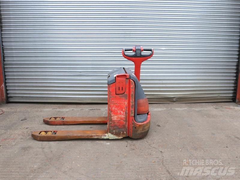 Linde T16 360 Pumppukärryt
