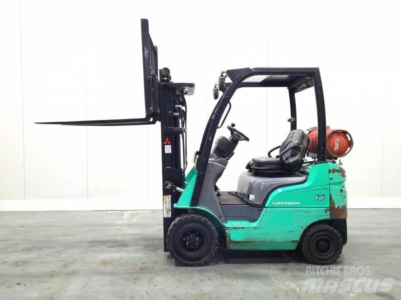 Mitsubishi FG15N Nestekaasutrukit
