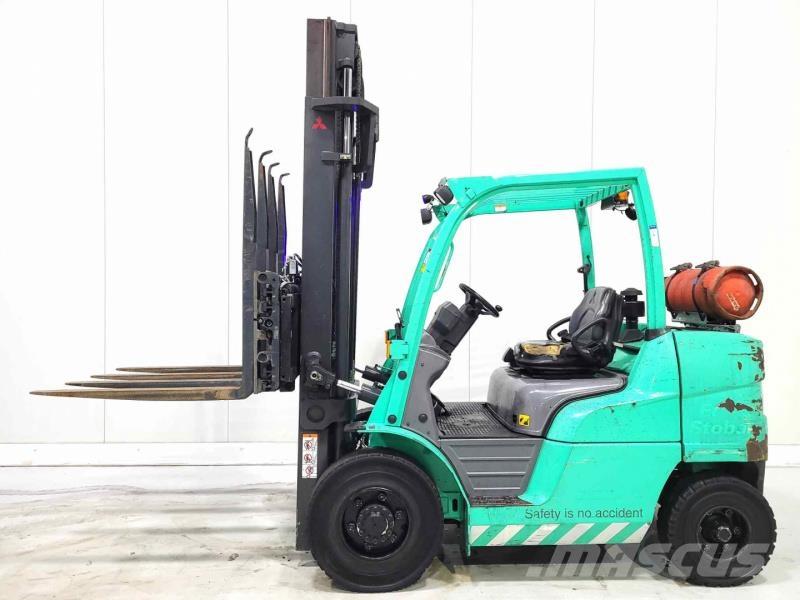 Mitsubishi FG40NT Nestekaasutrukit