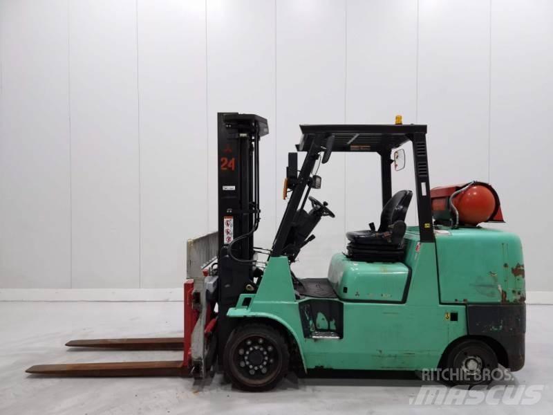 Mitsubishi FGC55K Nestekaasutrukit