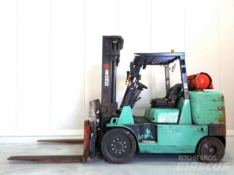Mitsubishi FGC70K Nestekaasutrukit