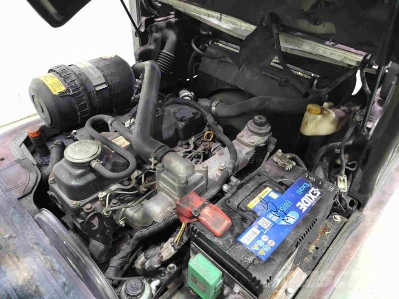 Nissan FD02A20 Dieseltrukit