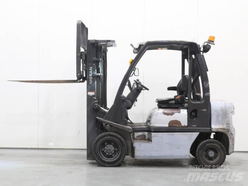 Nissan Y1D2A25Q Dieseltrukit