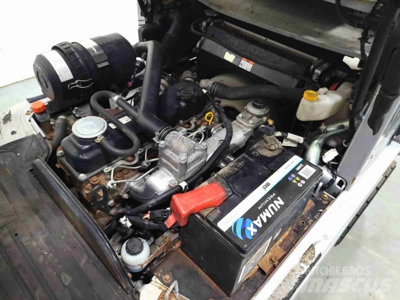 Nissan YG1D2A32H Dieseltrukit