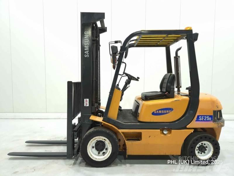 Samsung SF25D Dieseltrukit