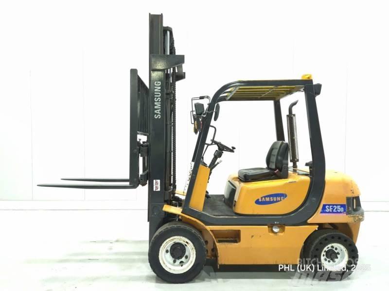 Samsung SF25D Dieseltrukit