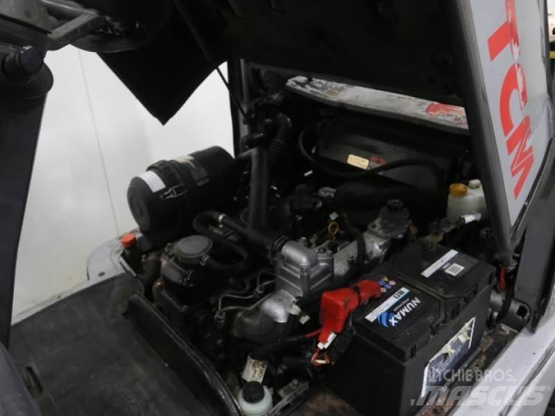 TCM YG1D2A32H Dieseltrukit