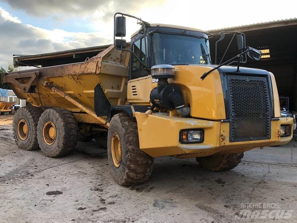 Bell D30D Maansiirtoautot