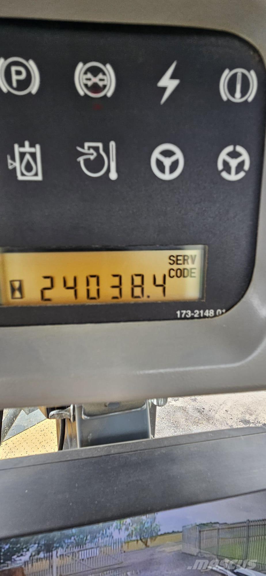 CAT 90H Pyöräkuormaajat