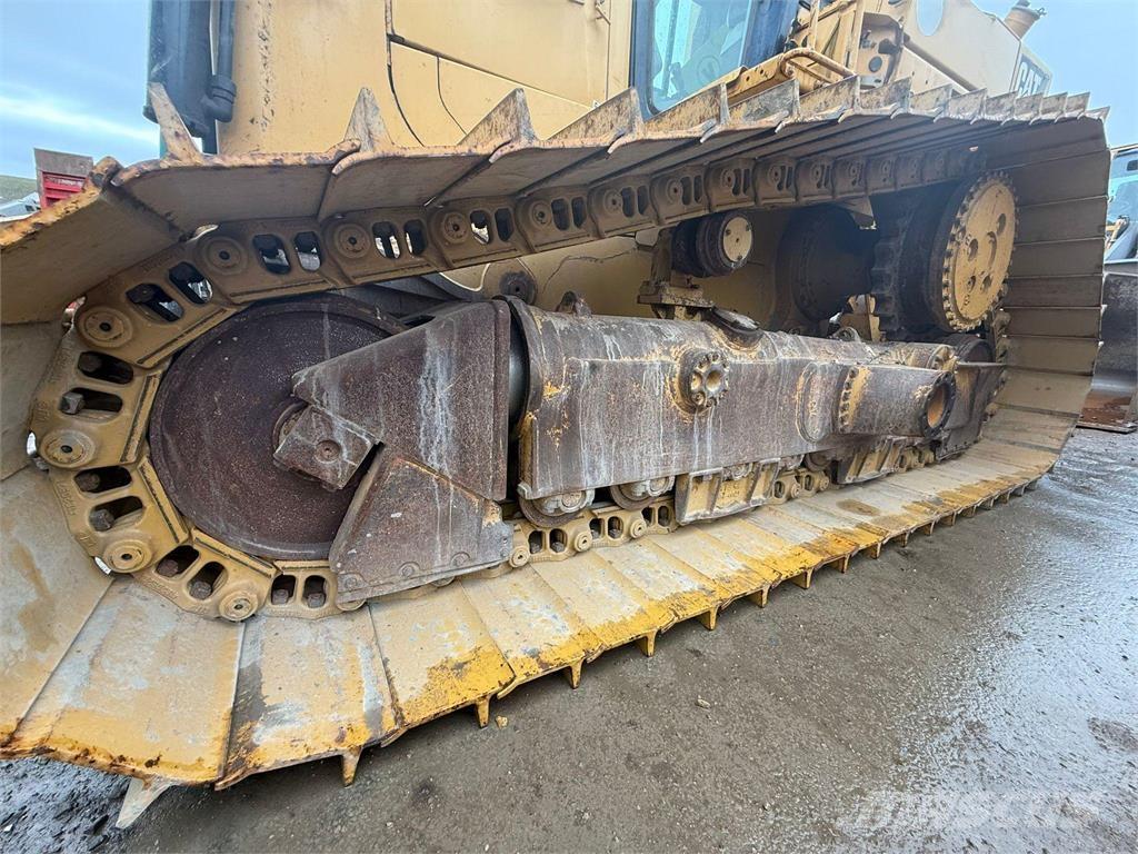 CAT D6T LGP Telaketjupuskutraktorit