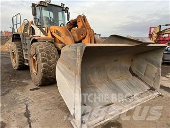 Liebherr L586 Pyöräkuormaajat