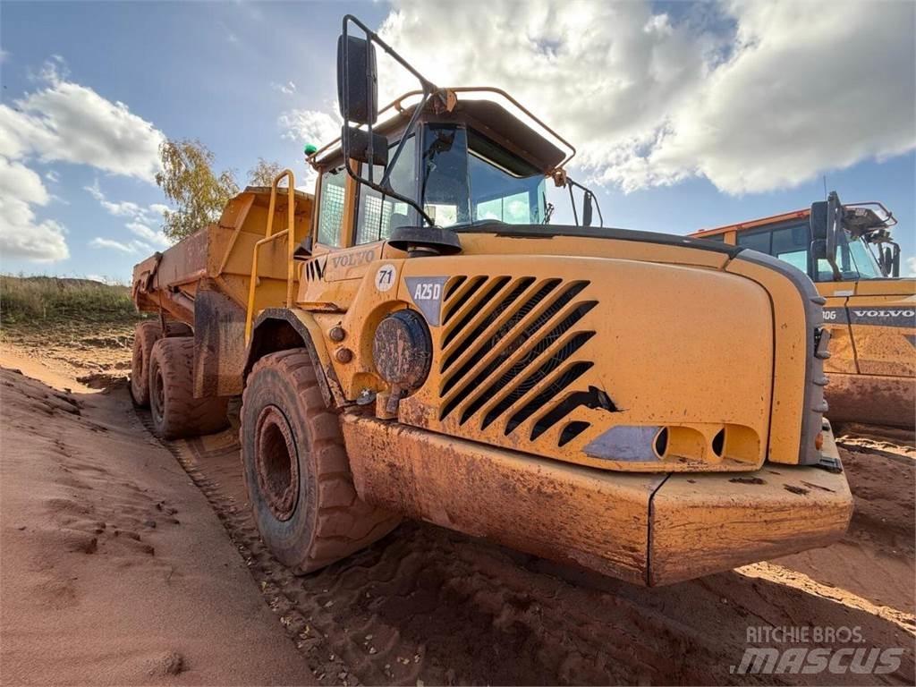 Volvo A25D Dumpperit
