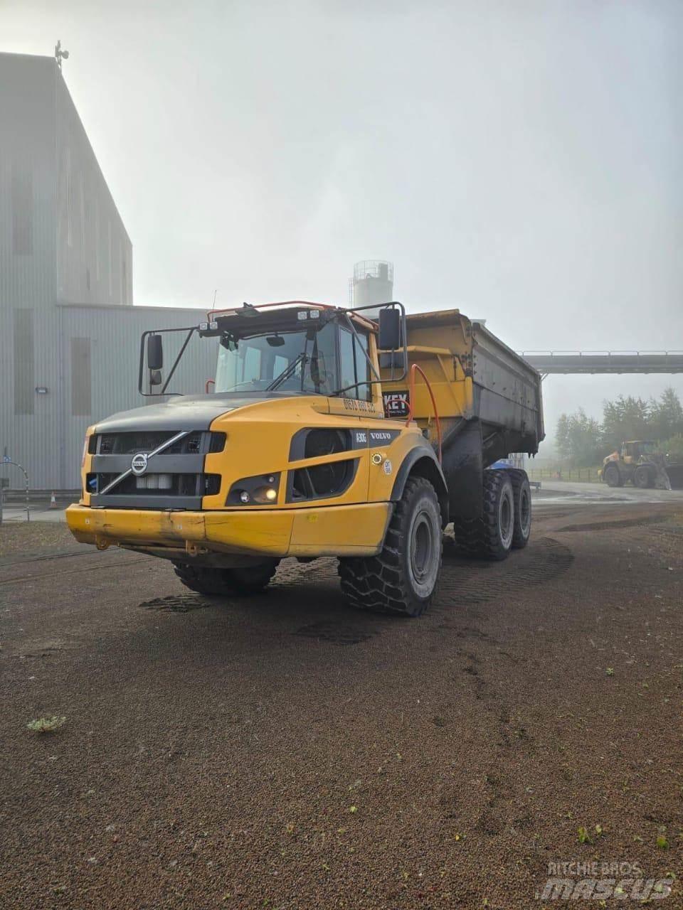 Volvo A30G Dumpperit
