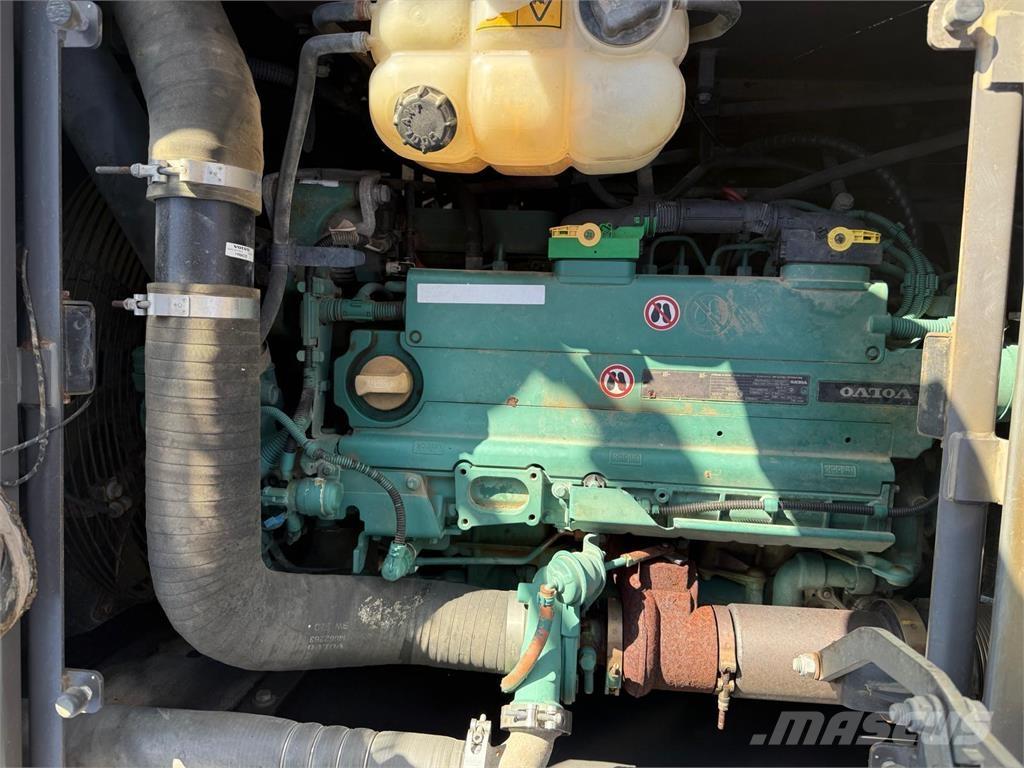 Volvo EC220EL Telakaivukoneet